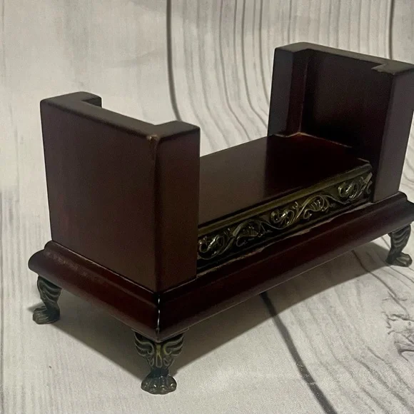 Vintage Bombay Company Business Card Holder - Picture 3 of 6